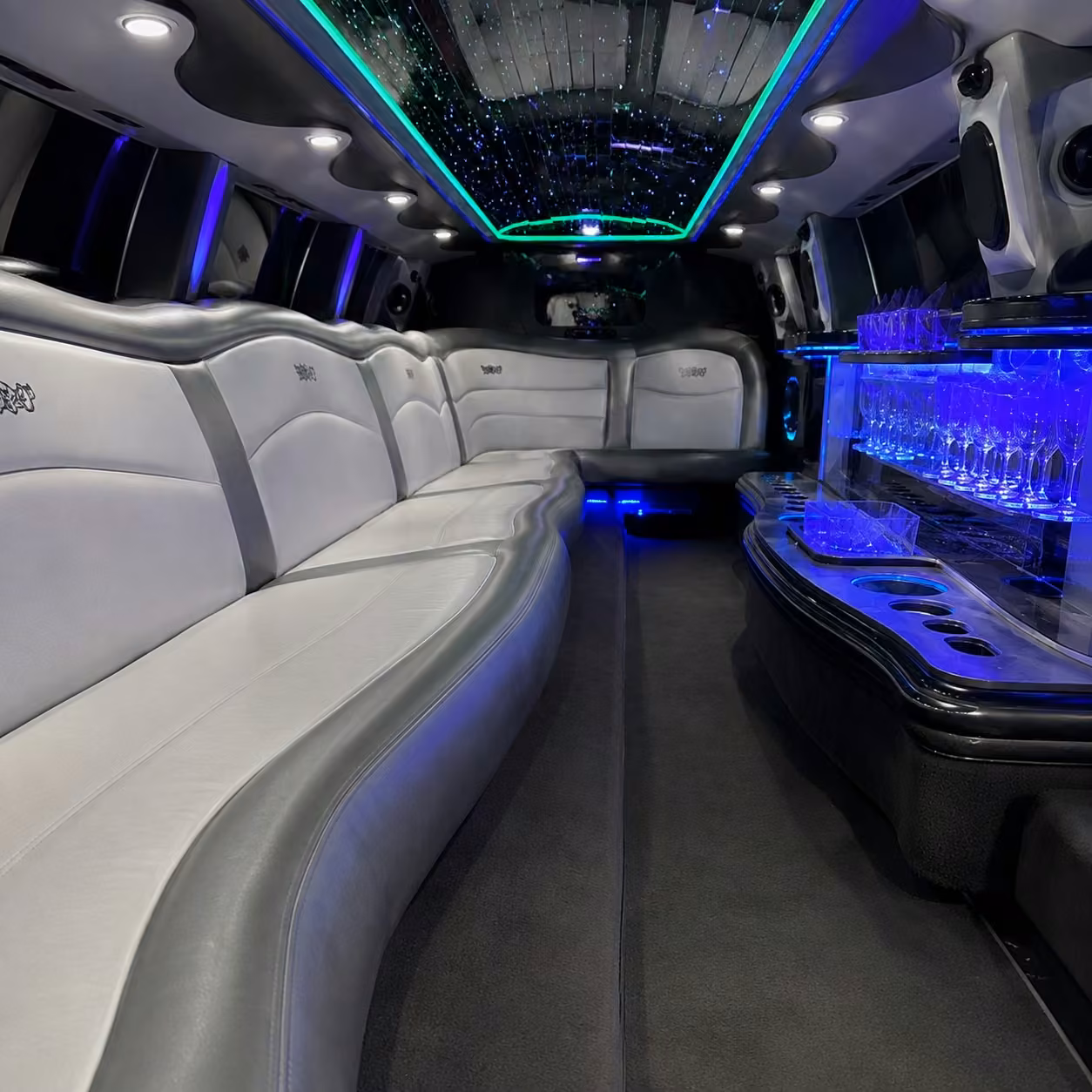 chrysler 300 limo inside