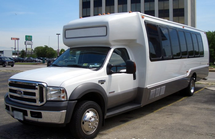 Jacksonville 18 Passenger Party Bus